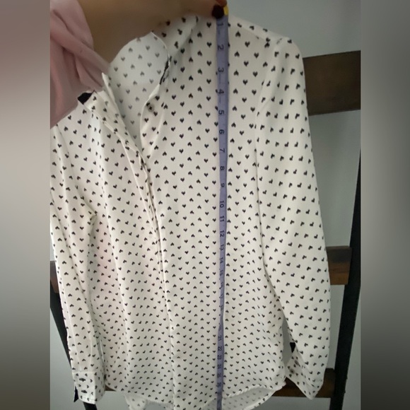 Dalia White Blouse with Black Hearts - Picture 3 of 6